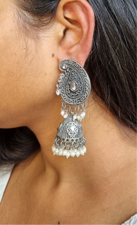 Stone oxidised Jhumka