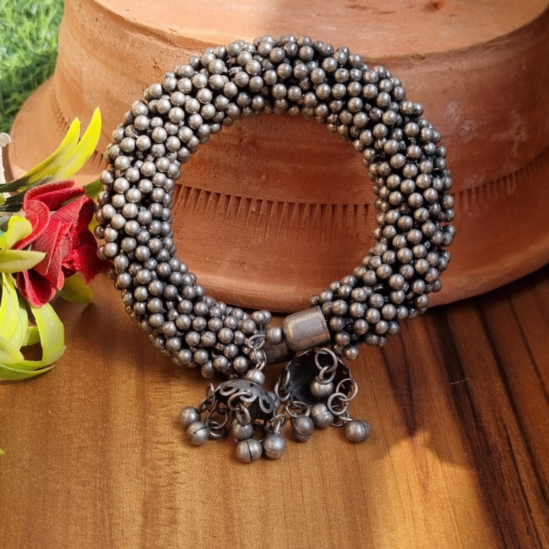 Bubble 2-in-1 Gajra cum Bracelet