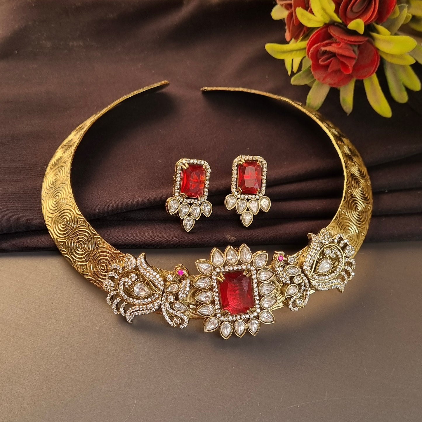 Golden Statement Hasli Set