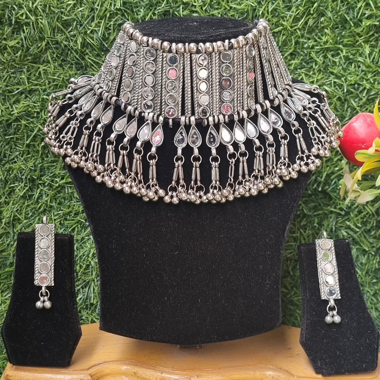 Glass Choker Set- Oxidised