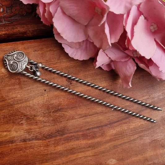 Hair Bun Pin Accessory