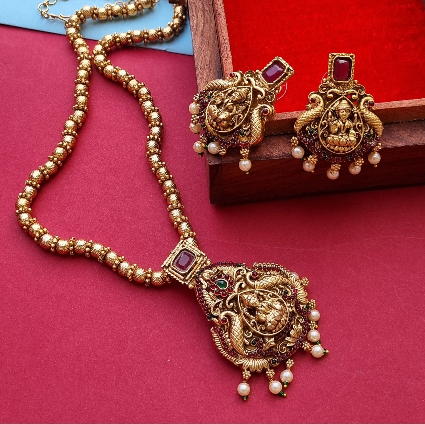 Laxmi Gold Chain Pendant Set- Temple Jewellery