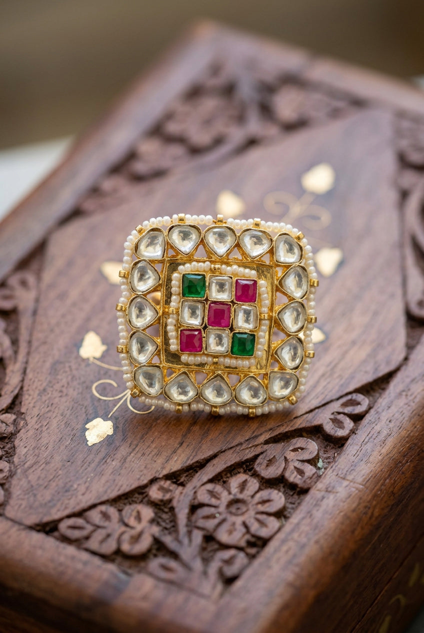 Pachi Kundan Golden Ring