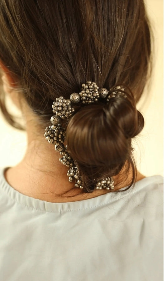 Ayra 2-in-1 Gajra cum Bracelet