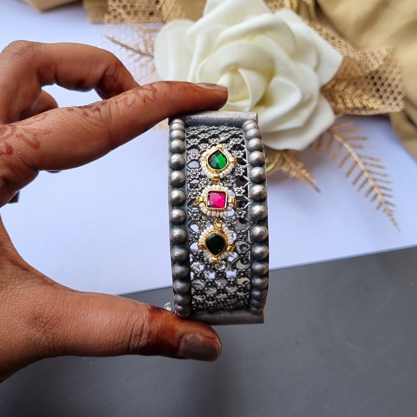 Pachi kundan Jali Brass Kada