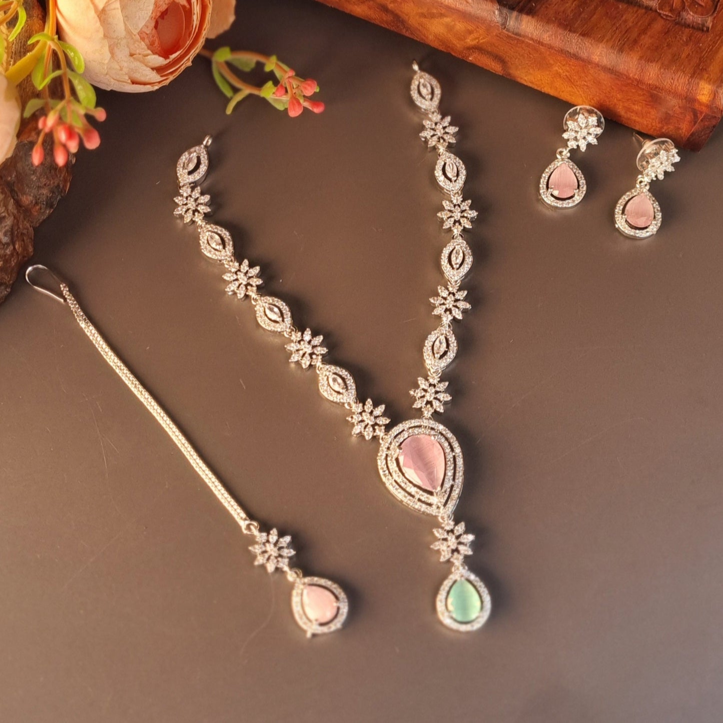 AD Choker set with Mangtika - Pink