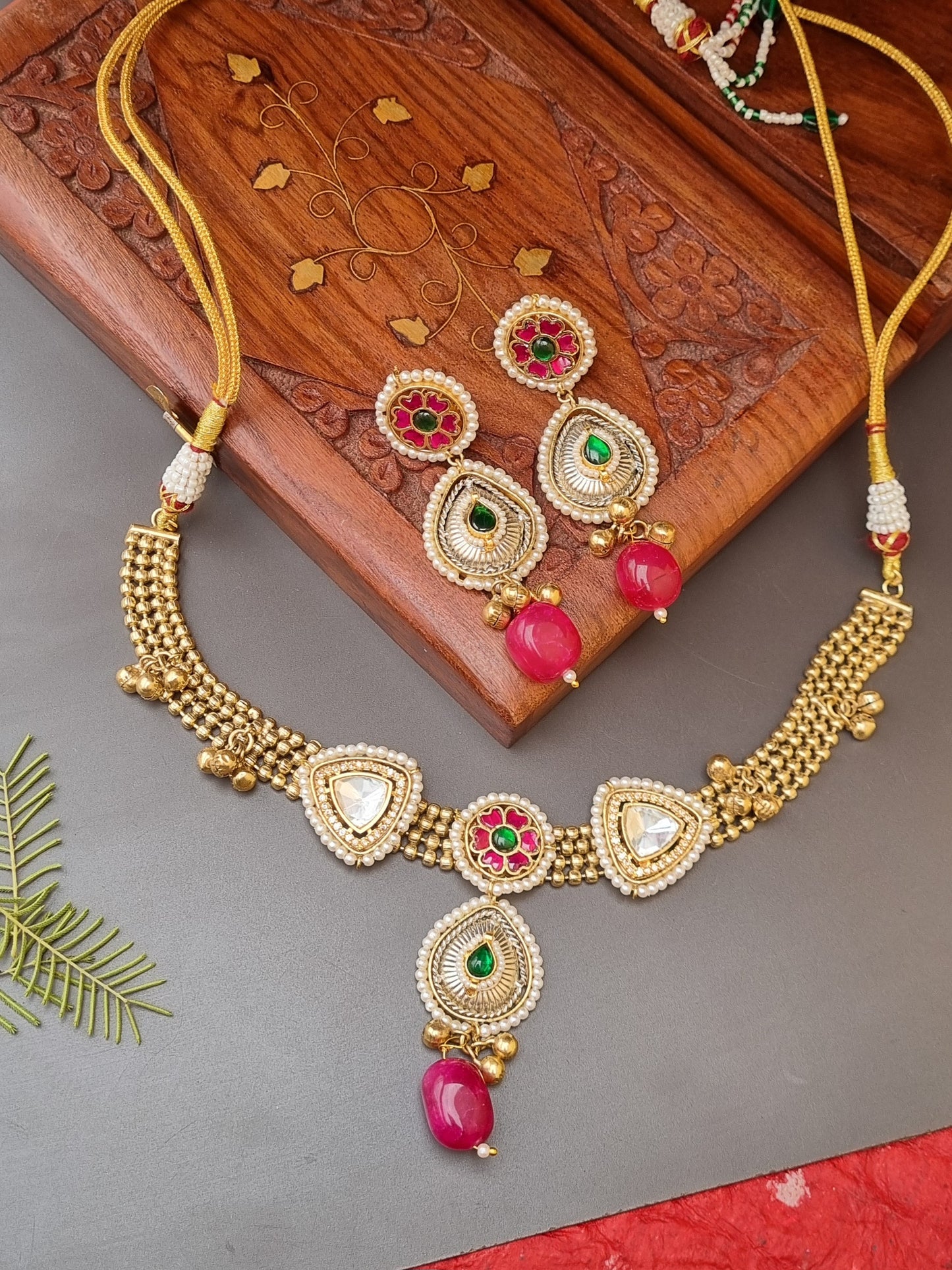 Yati Golden Pachi Kundan Necklace Set
