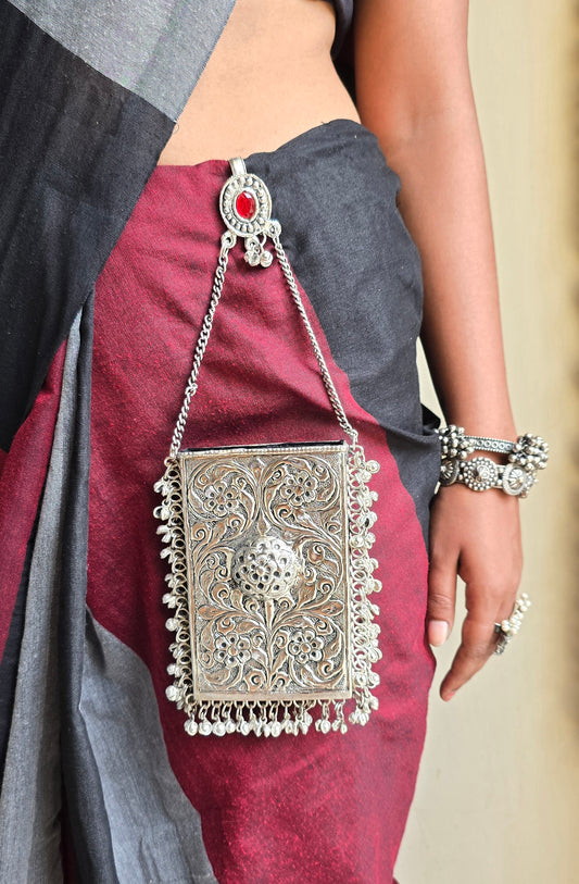 Rajwada Chandi Mobile Batua