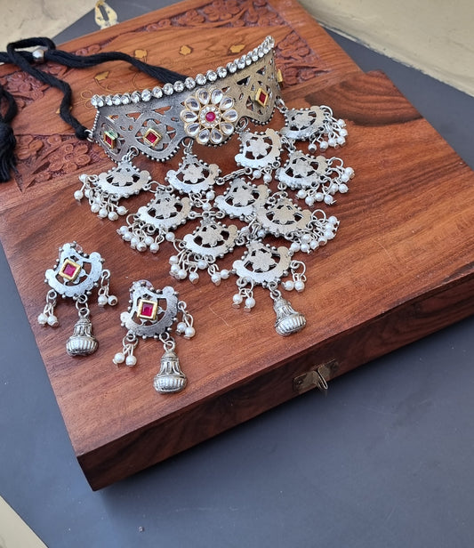 Fusion Oxidised Jhanvi Hasli Set choker style