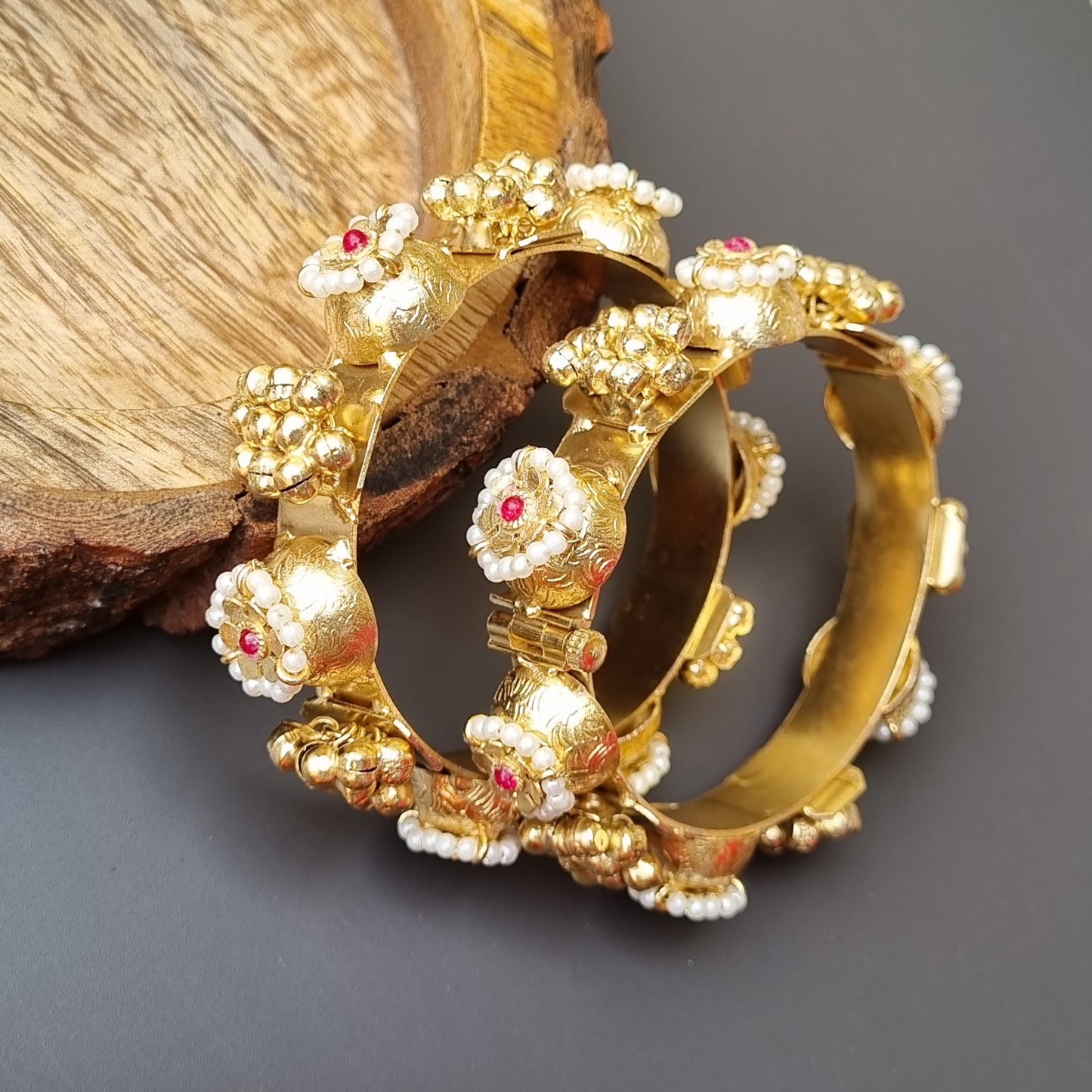 Pachi kundan Golden Brass Kada Set- 2.4