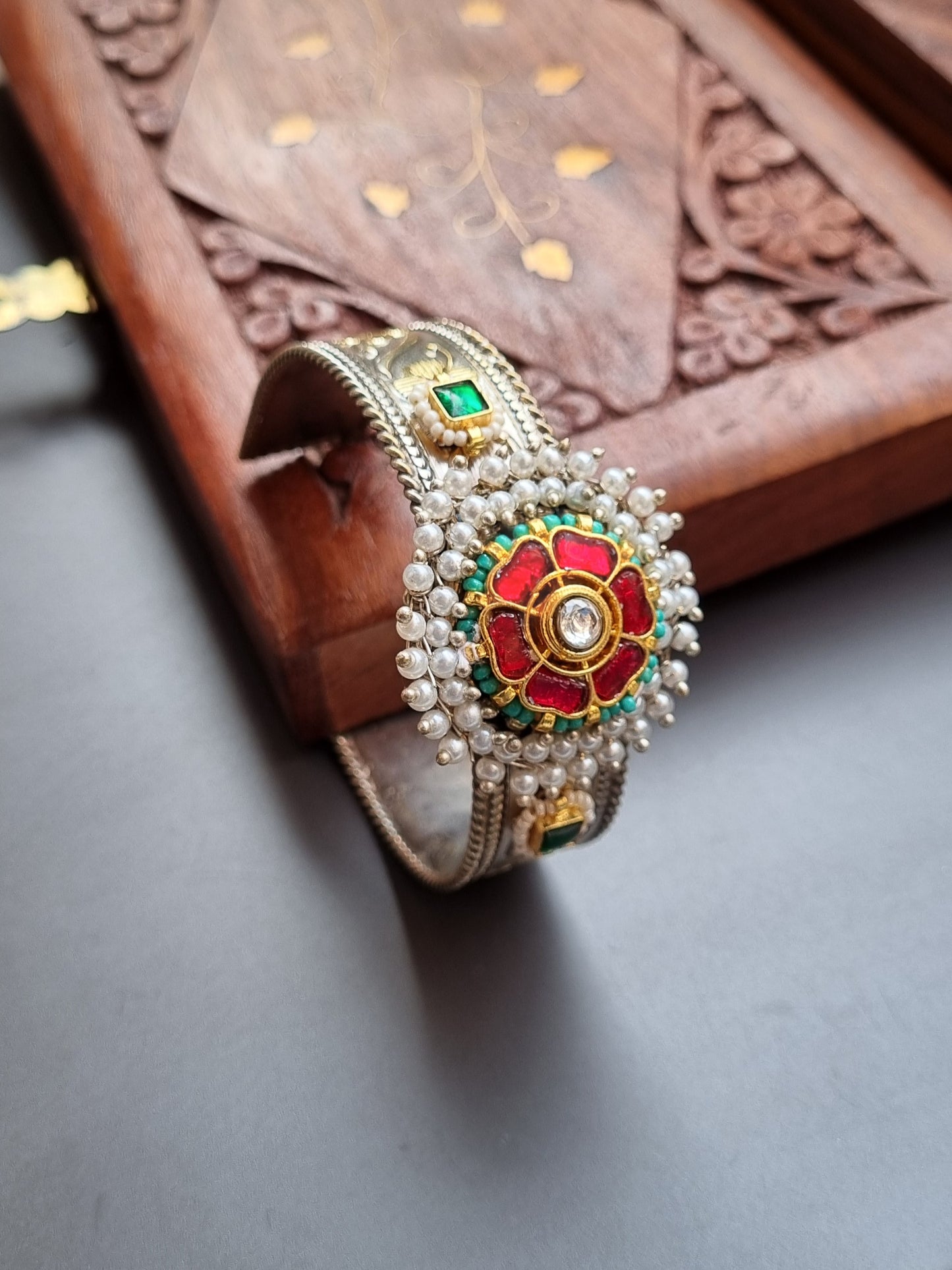 Pachi kundan Silver Statement Kada/Handcuff