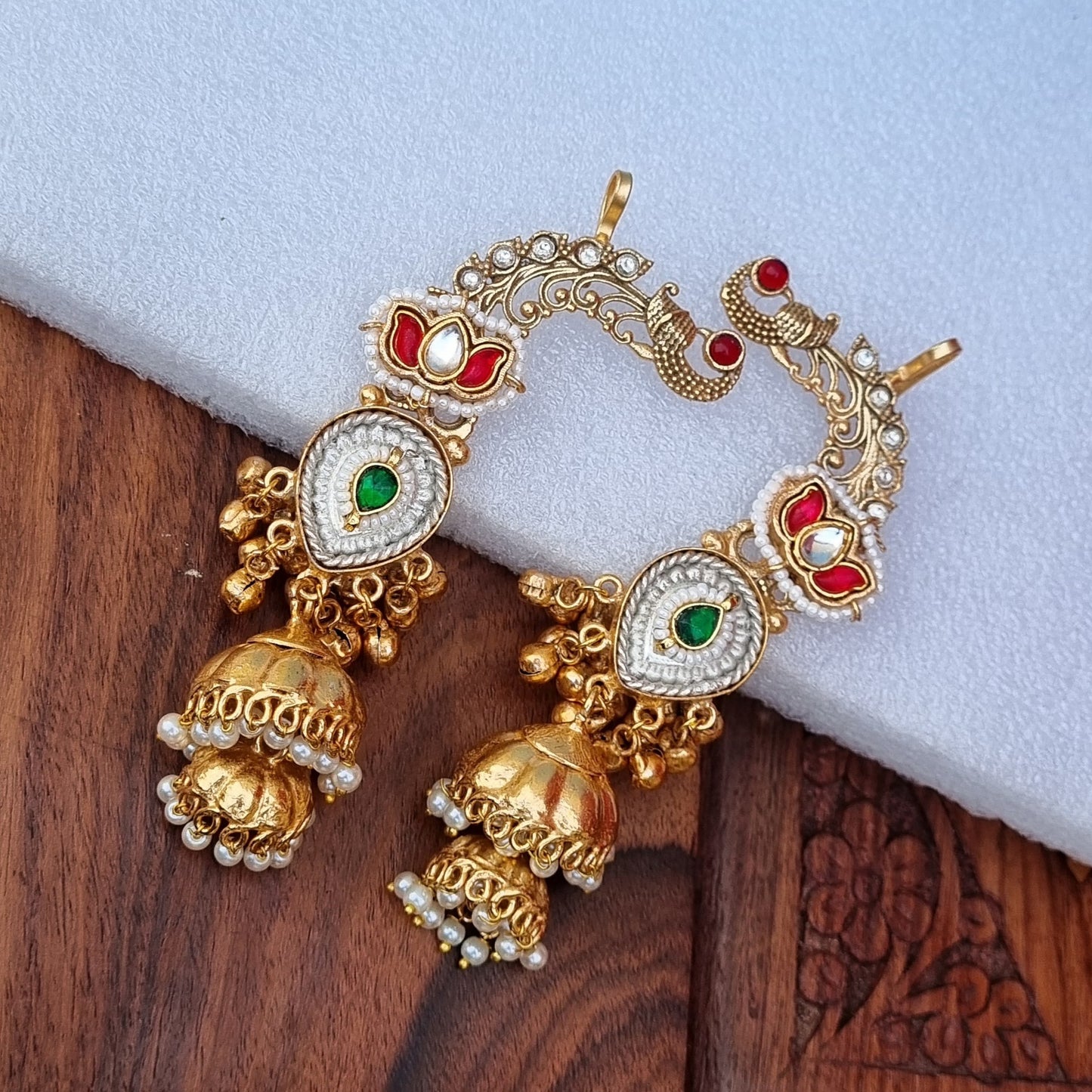 Pachi Kundan Golden Devani Earcuff