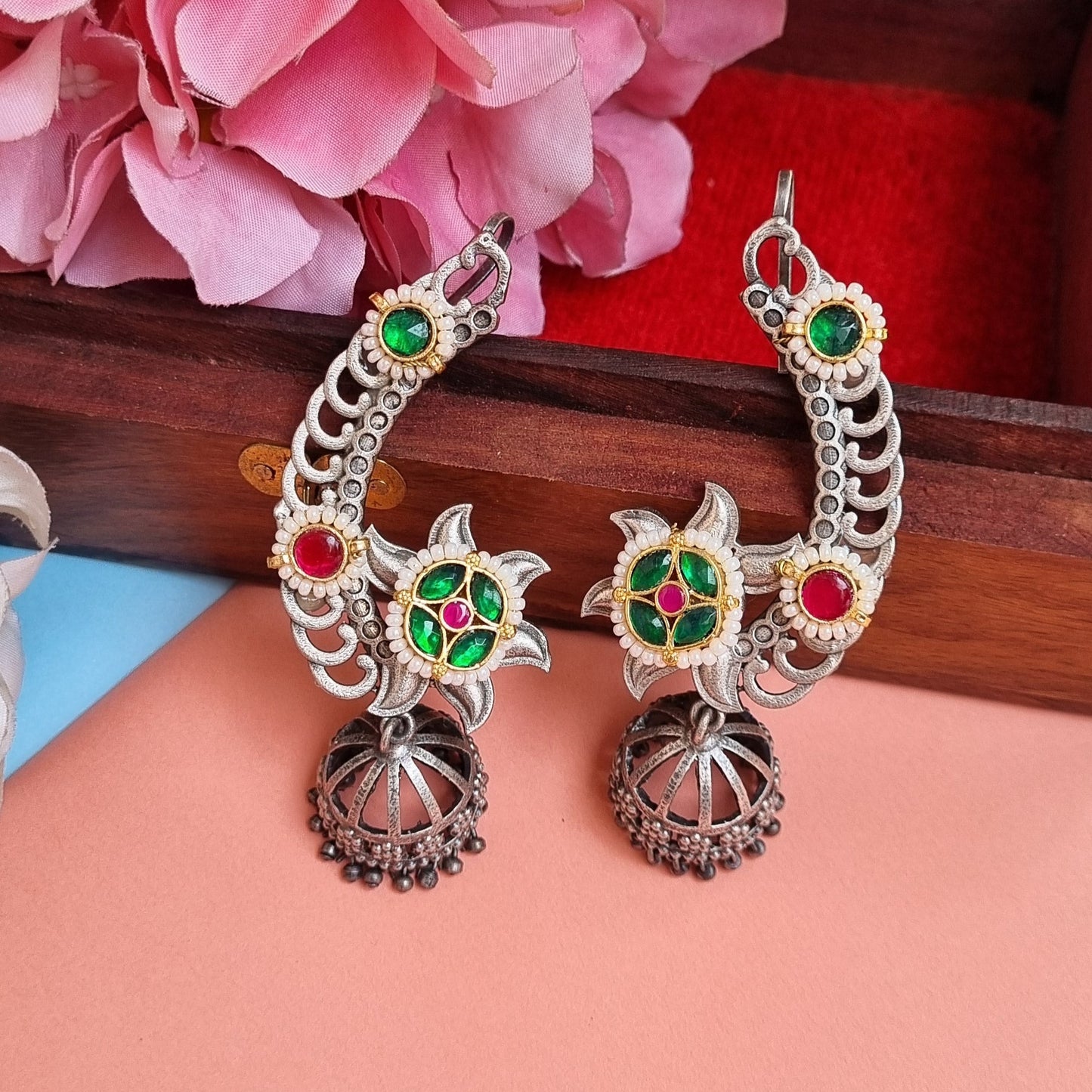 Pachi Kundan Earcuff
