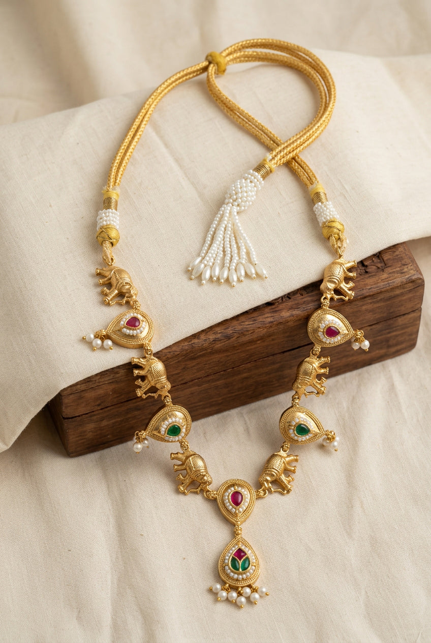Gaj Pachi Kundan Fusion Necklace set