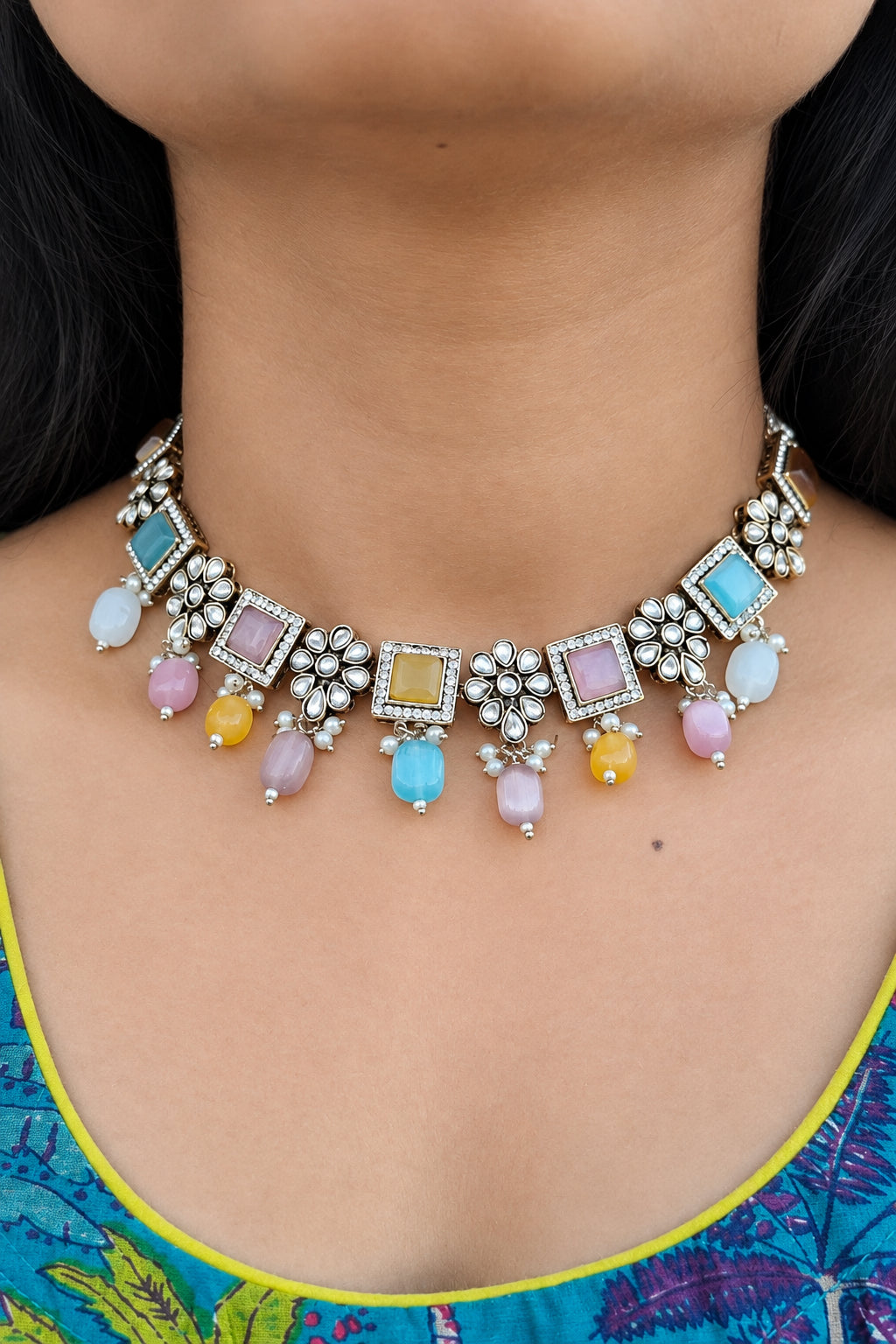 Kundan Pearl Choker Set- Multi