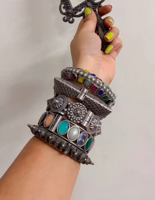 Premium Brass Bangle Stack