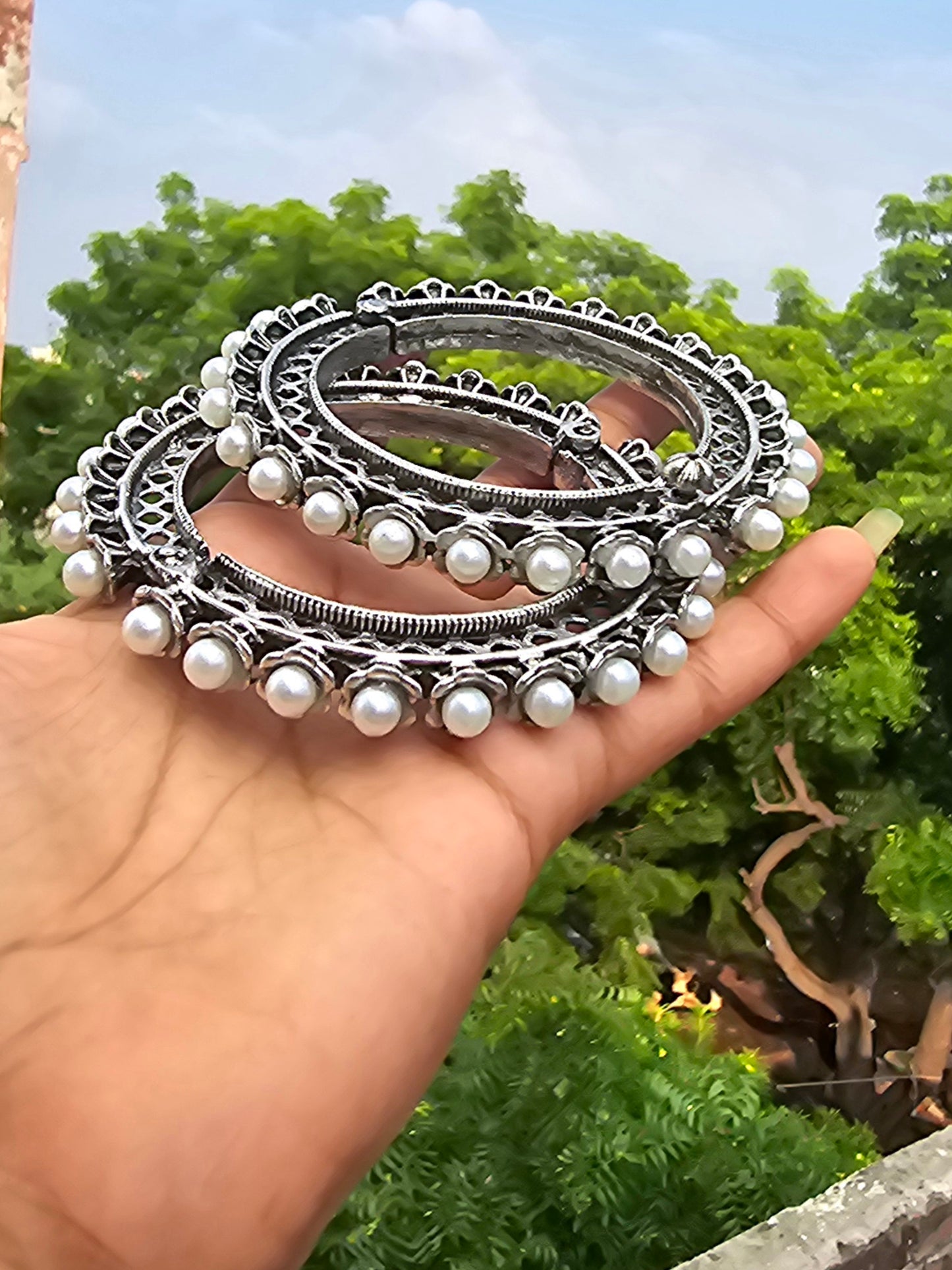 Pearl kada ( single kada price mentioned)