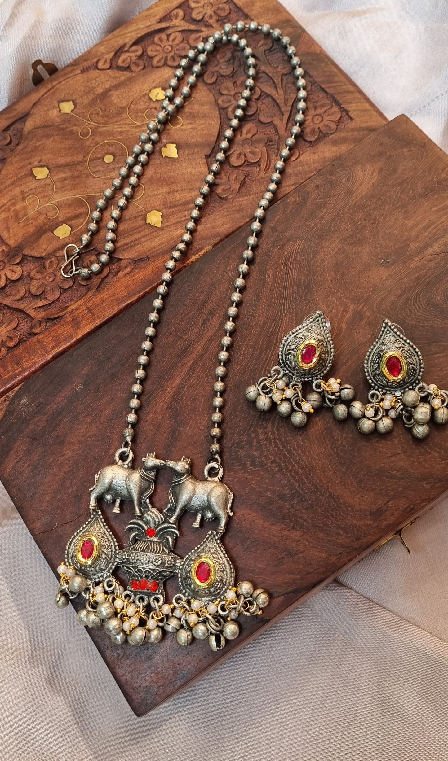 Nandi Fusion Pendant Set