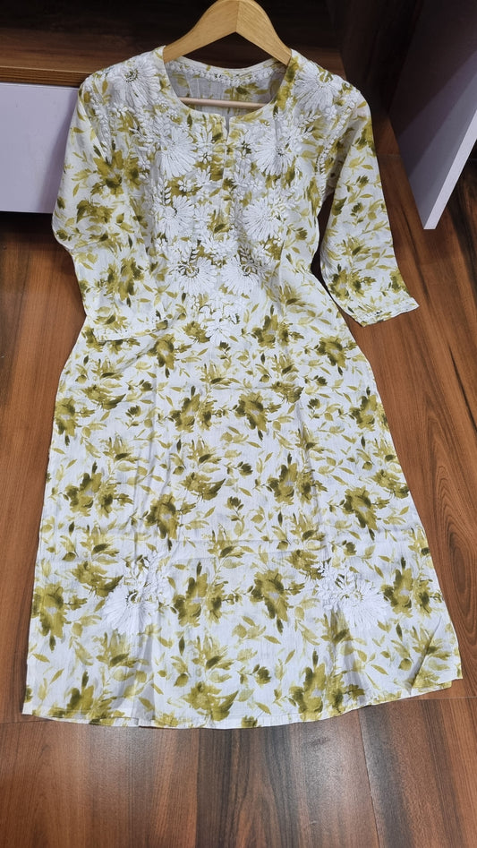 Chikankari kurti