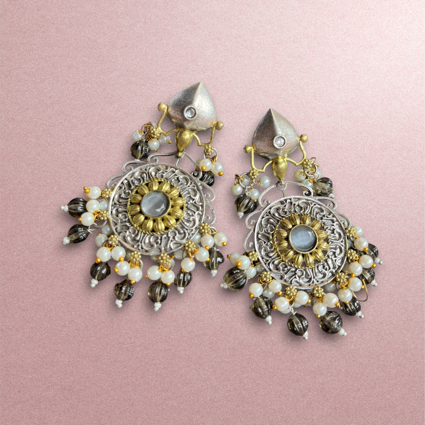 Ratnavali Dual Tone Earrings