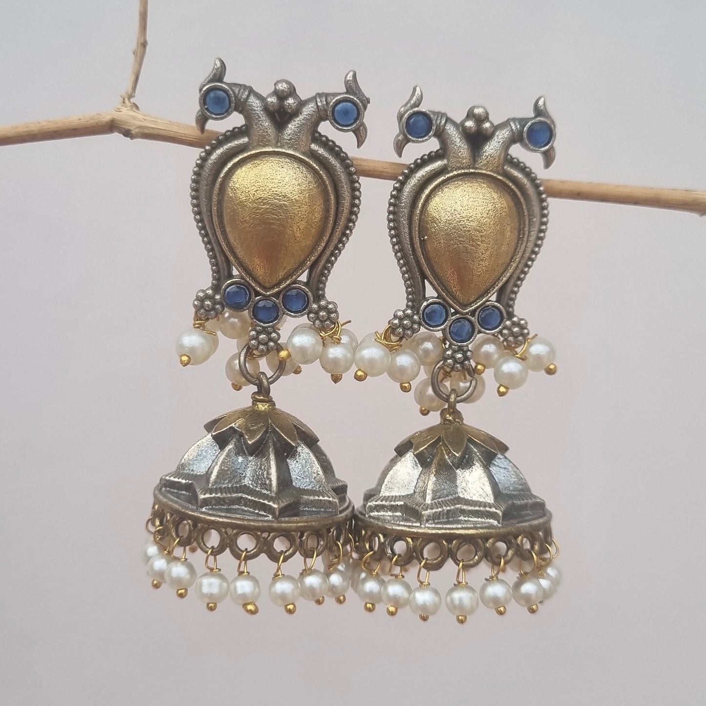 Mayur Dual Tone Jhumka