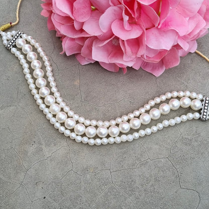 Kareena Pearl Choker