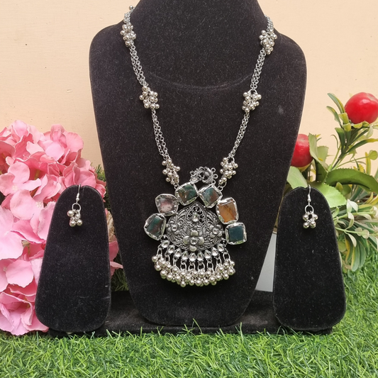 OYNX pendant Necklace set