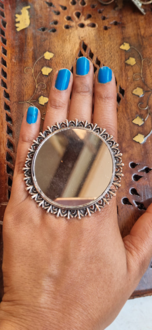 Mirror ring