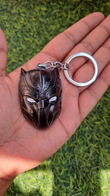 Black panther mask keychain