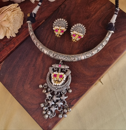 Pachi kundan Brass Hasli Set