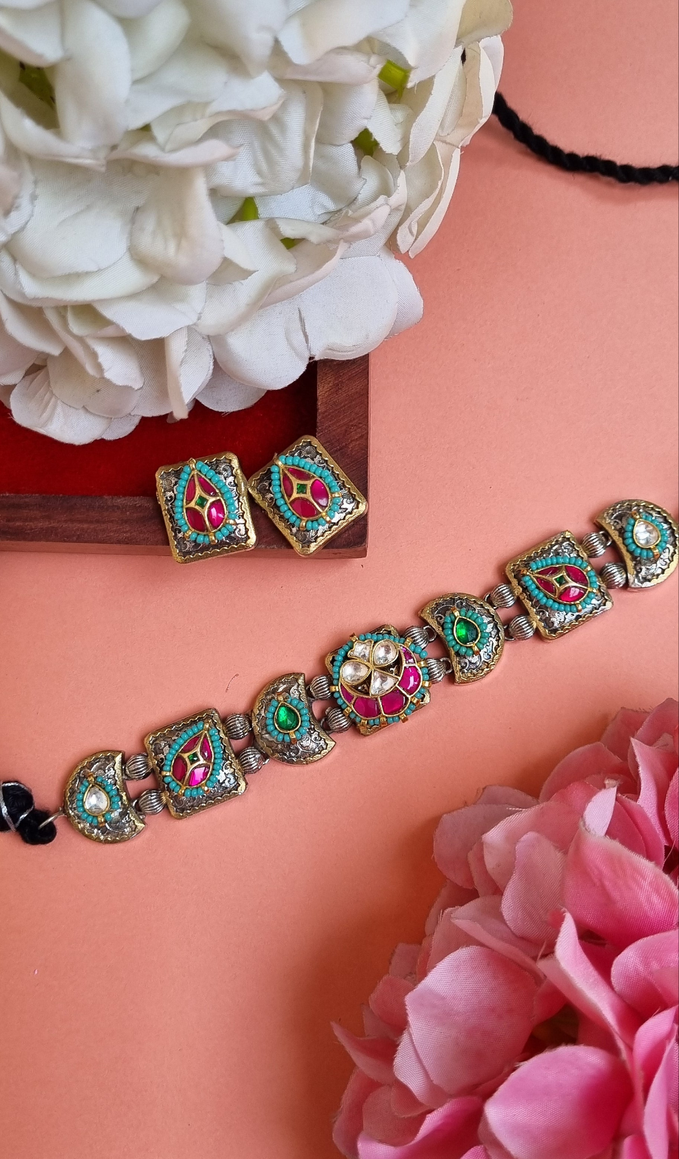 Pachi Kundan Fusion Choker Set