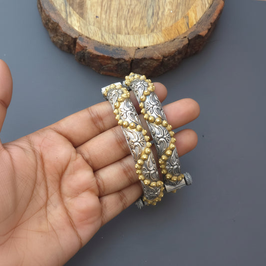 Dual tone Brass Kada