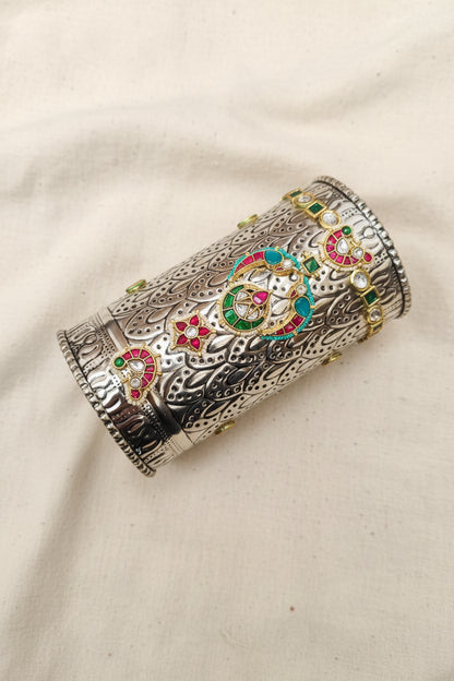 Pachi Kundan Fusion Handcuff