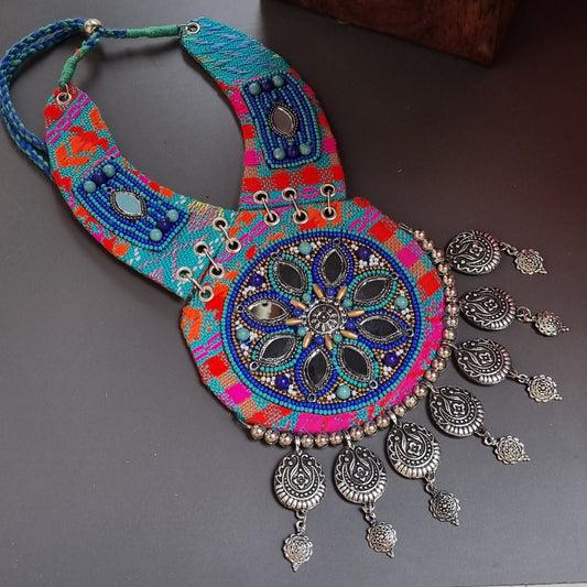 Fabric necklace