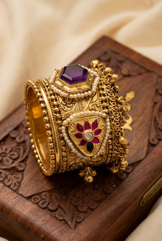 Statement Golden Handcuff