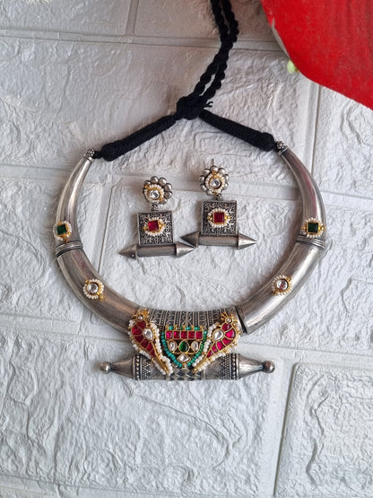 Pachi Kundan Fusion Brass Suhana Hasli Set