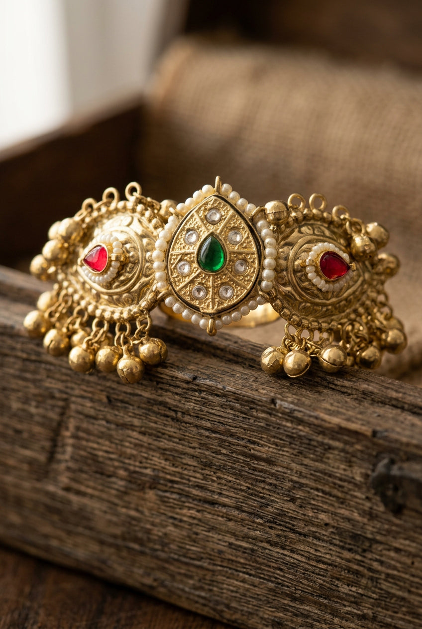 Pachi Kundan Statement Golden Ring