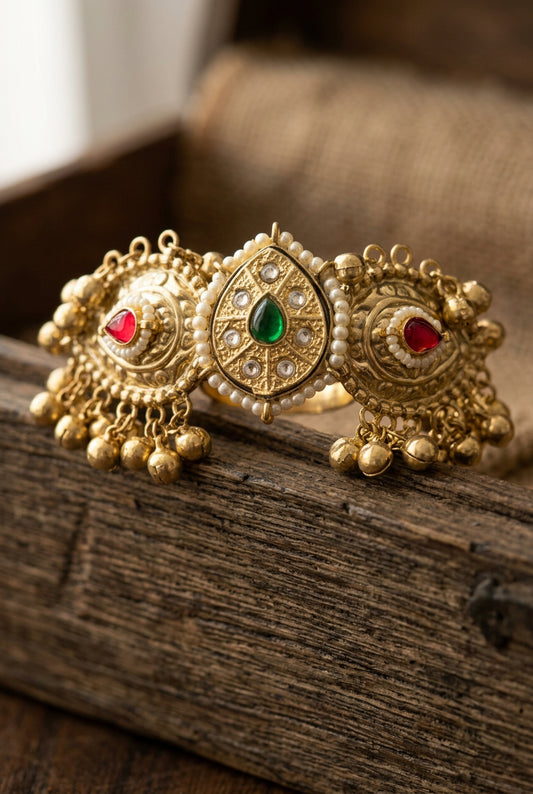 Pachi Kundan Statement Golden Ring