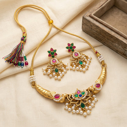 Pachi Kundan Fusion Hasli Set