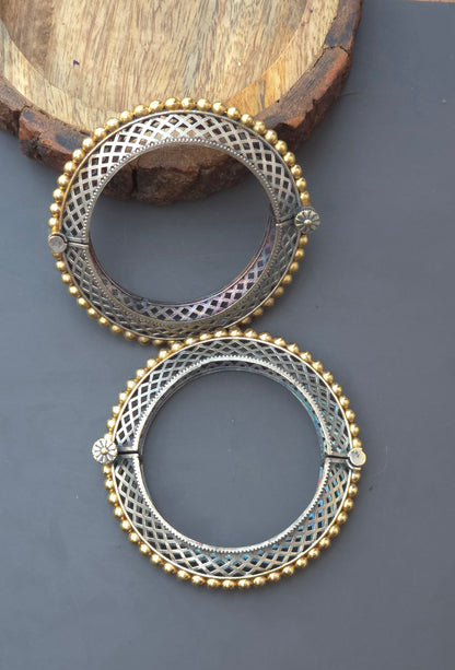 Dual tone Brass Kada