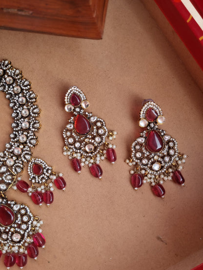 Victorian Imitation Necklace Set with Mangtika