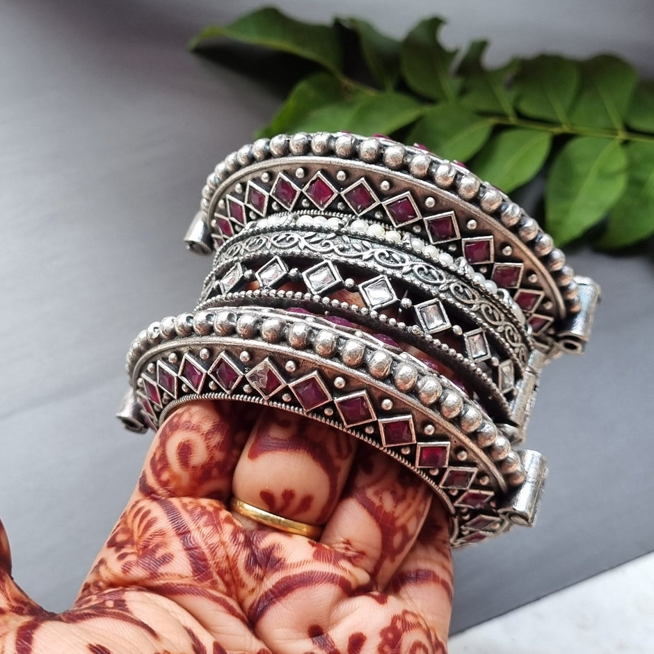 Brass HandStack – Naari Gehna