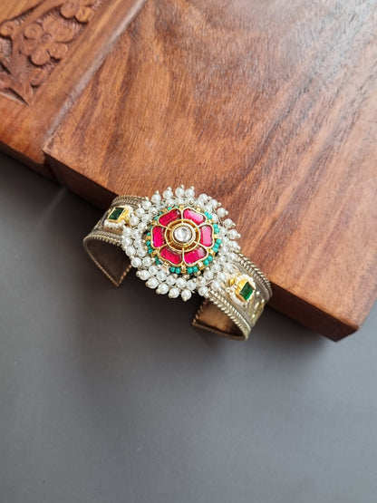 Pachi kundan Silver Statement Kada/Handcuff