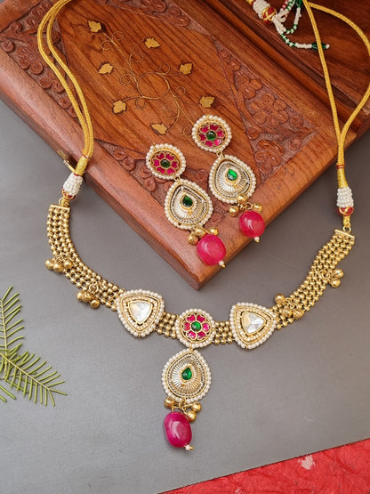 Yati Golden Pachi Kundan Necklace Set