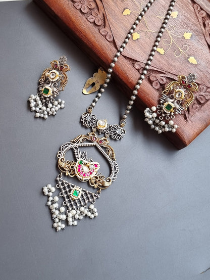 Fusion Pachi Kundan Brass Pendant set