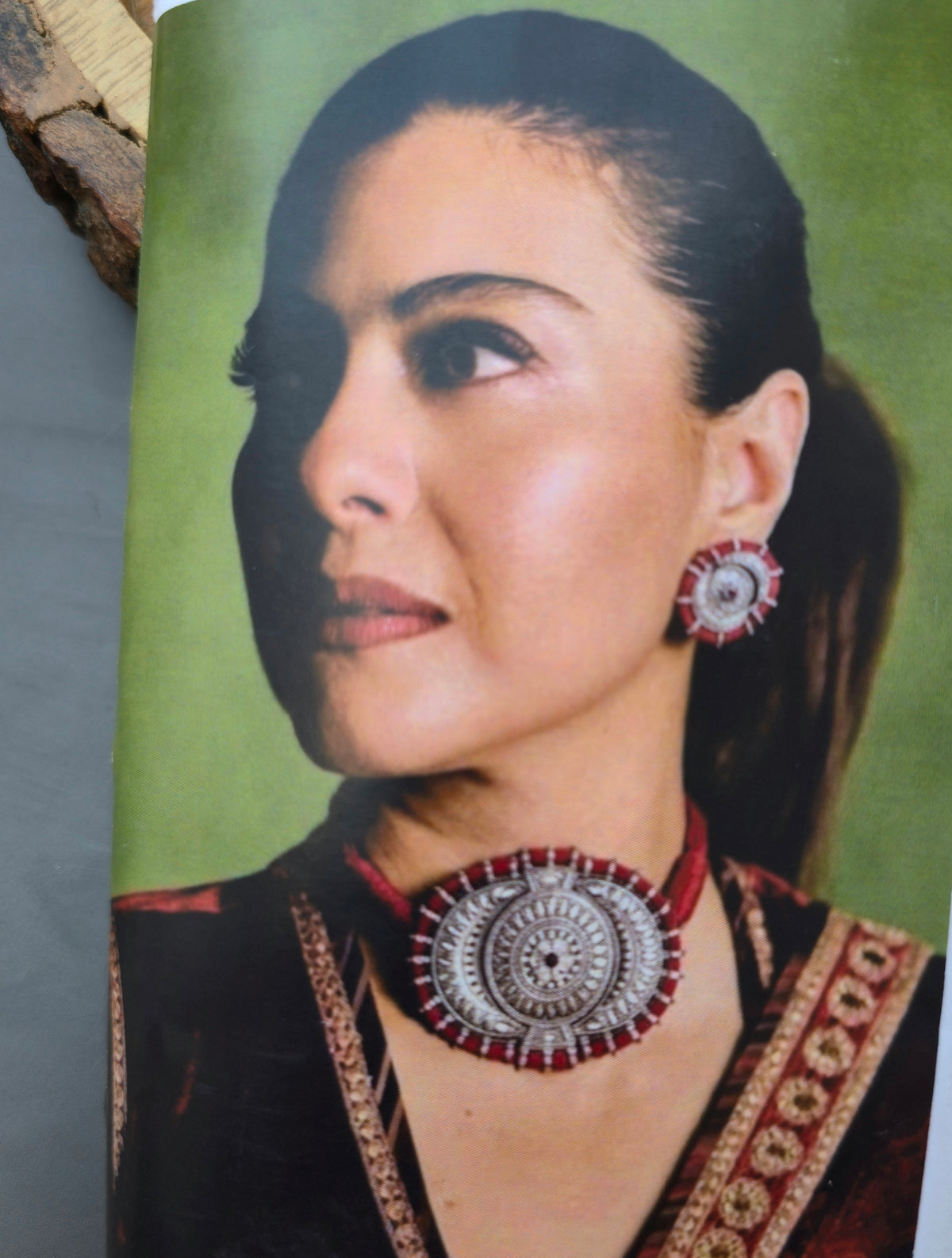 Kajol permium Choker- Brass