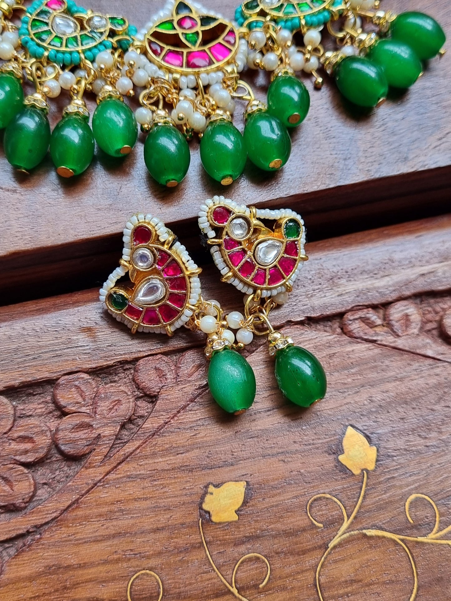 Pachi kundan gold plated necklace