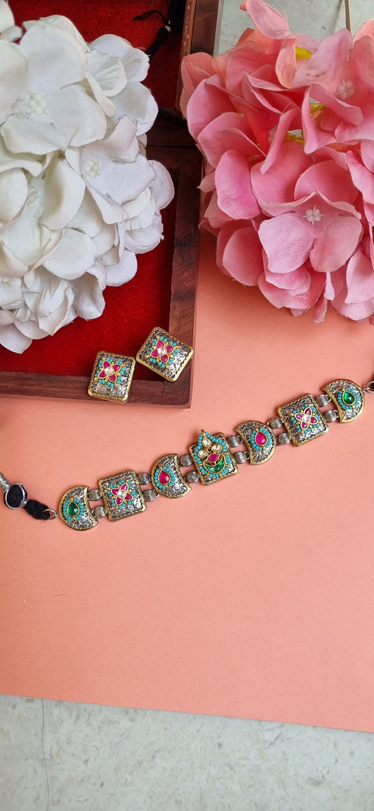 Pachi Kundan Fusion Choker