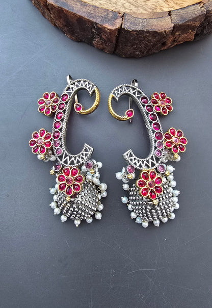 Dual tone Stone Earcuff