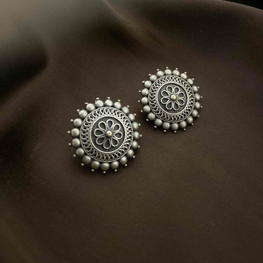 Mohini Brass Studs